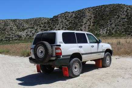 Toyota Land Cruiser 105 Prerunner